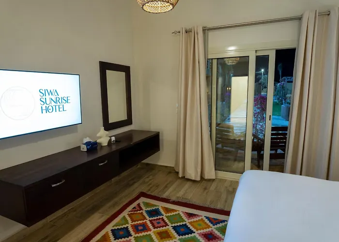 Azad Siwa Hotel