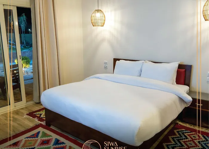 Azad Siwa Hotel